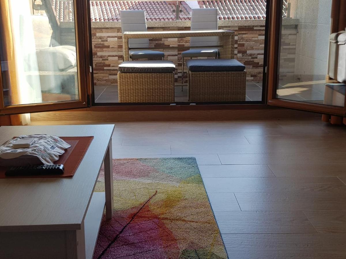 Apartamentos Playa Compostela 维拉加尔西亚·德·阿劳萨 外观 照片